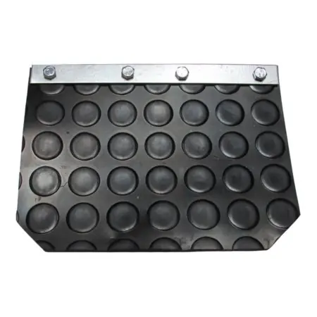 Oferta limitowana OSŁONA BŁOTNA PRZEDNIEGO BŁOTNIKA, CHLAPACZ BŁOTNIKA MF, C-330, C-360, T-25 RESGUM 50570040