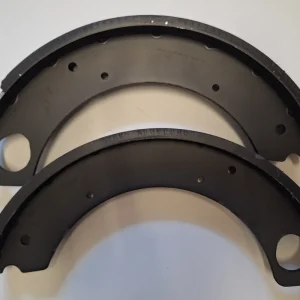 KOMPLET SZCZĘK HAMULCA NA JEDNO KOŁO / SZCZĘKI HAMULCOWE 2 SZTUKI MF3 TOTALSOURCE 1890556M91 Bezpieczna płatność