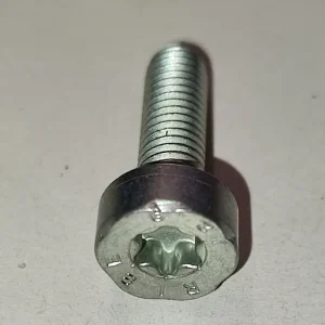 ŚRUBA IS M5x16-12.9 Z ŁBEM CYLINDRYCZNYMSTIHL Ostatnie sztuki