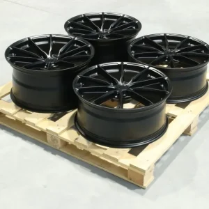 Oferta limitowana Set of JR37 20x8,5 ET35 + 20x10 ET45 5x112 Matt Bl