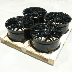 Hit cenowy Set of JR28 21x9 ET35 5x120 Gloss Black