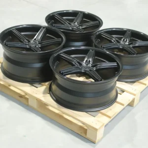 Hit cenowy Set of CVR9 20x9 ET30 + 20x10 ET35 5x112 Matt Black