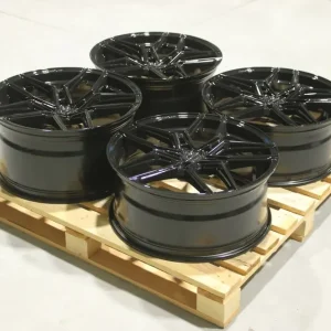 Set of CVR5 21x9 ET52 + 21x10,5 ET33 5x108 Gloss Black Rabat