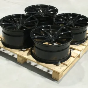 Bestseller Set of CVR4 20x9,5 ET30 + 20x10,5 ET45 5x114,3 Gloss Black